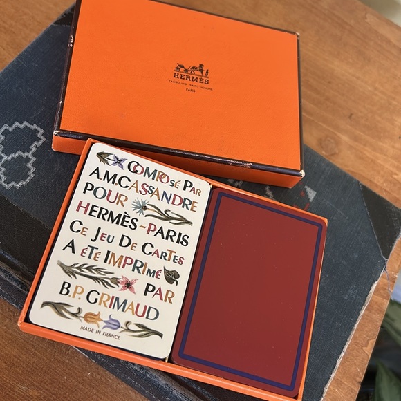 Hermes Playing Cards EUC Two Decks Contrasting Color Blocking Gold Edges - Picture 1 of 7